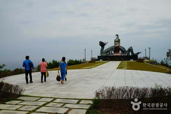 수로부인 헌화공원 (남화산 해맞이공원)